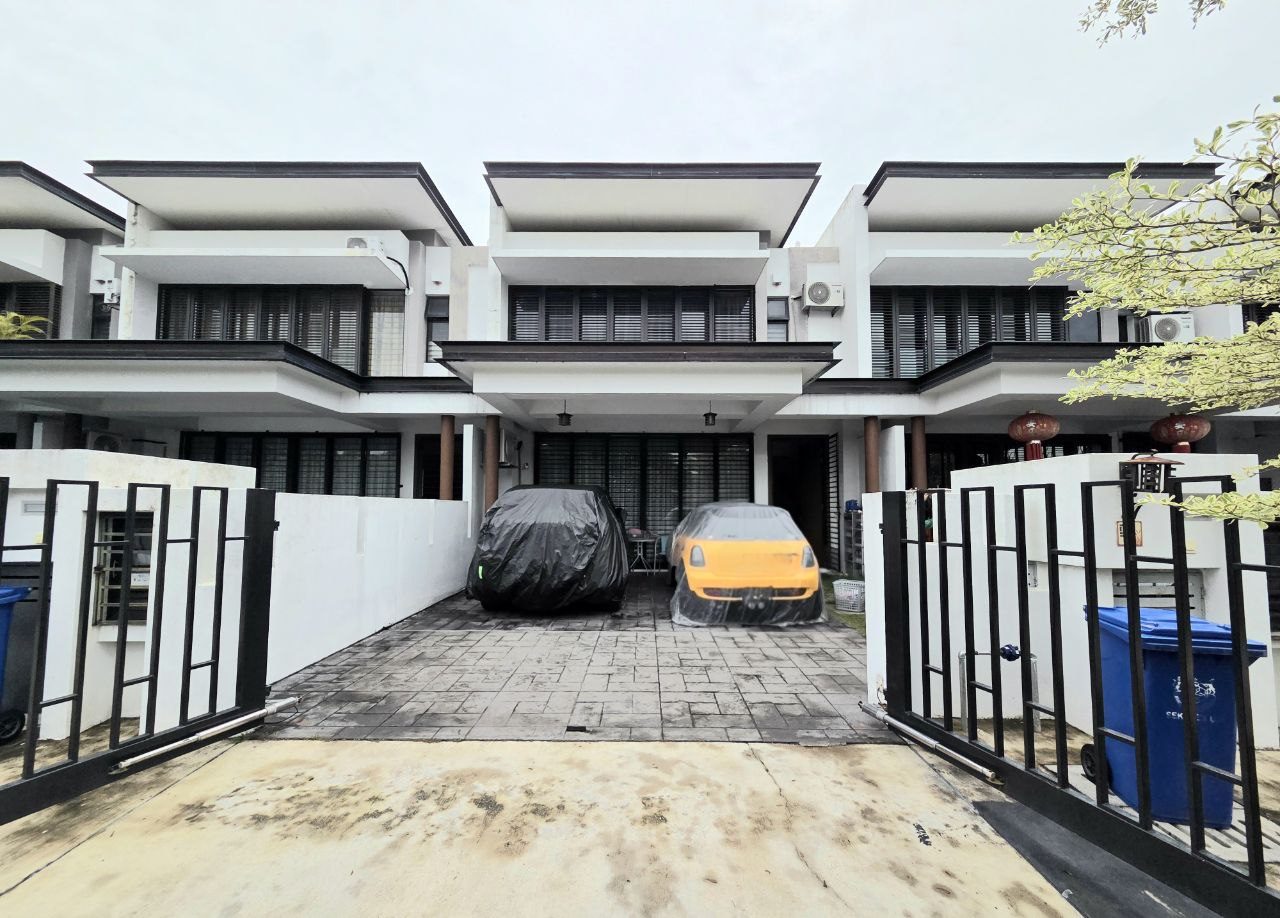 2 Storey Terrace, Garinia, Elmina Gardens (East), Shah Alam