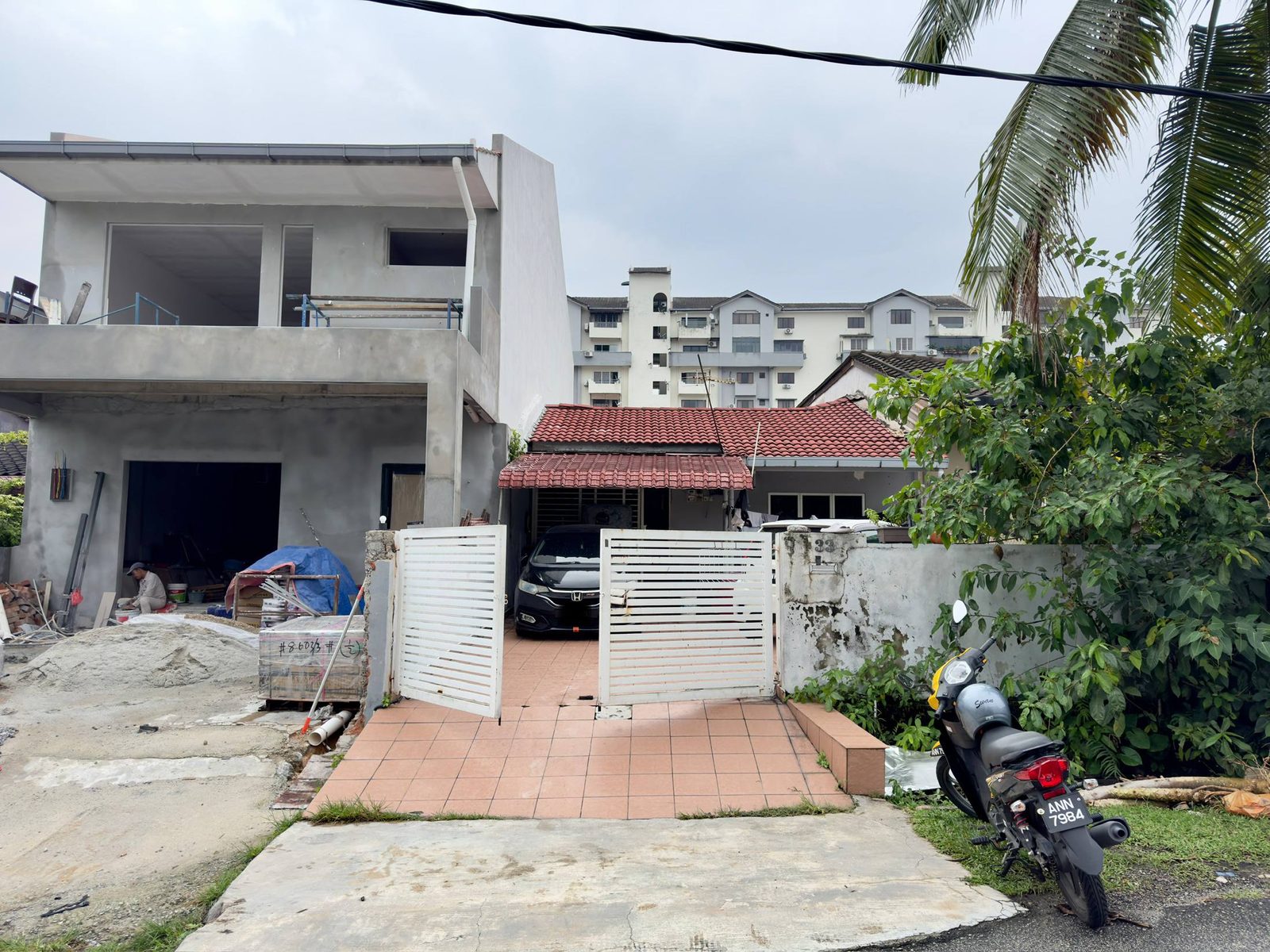 1-STOREY TERRACE