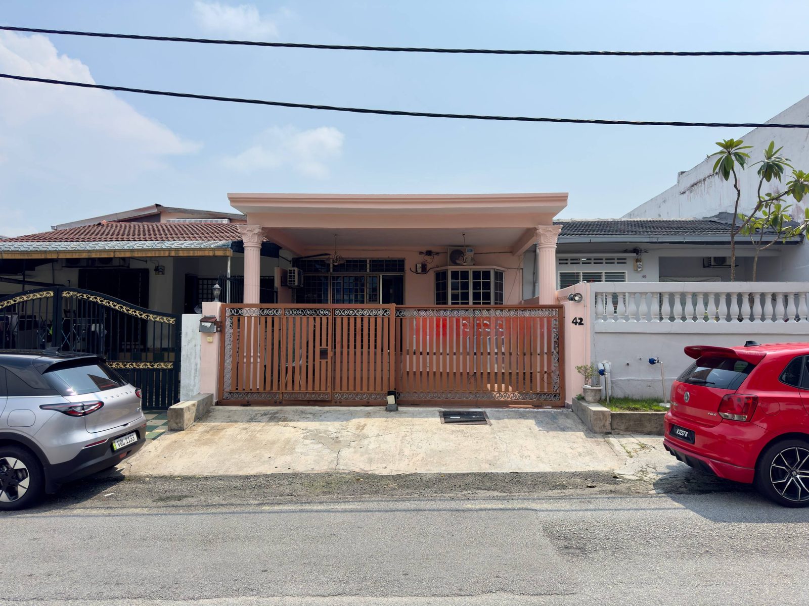1-STOREY TERRACE