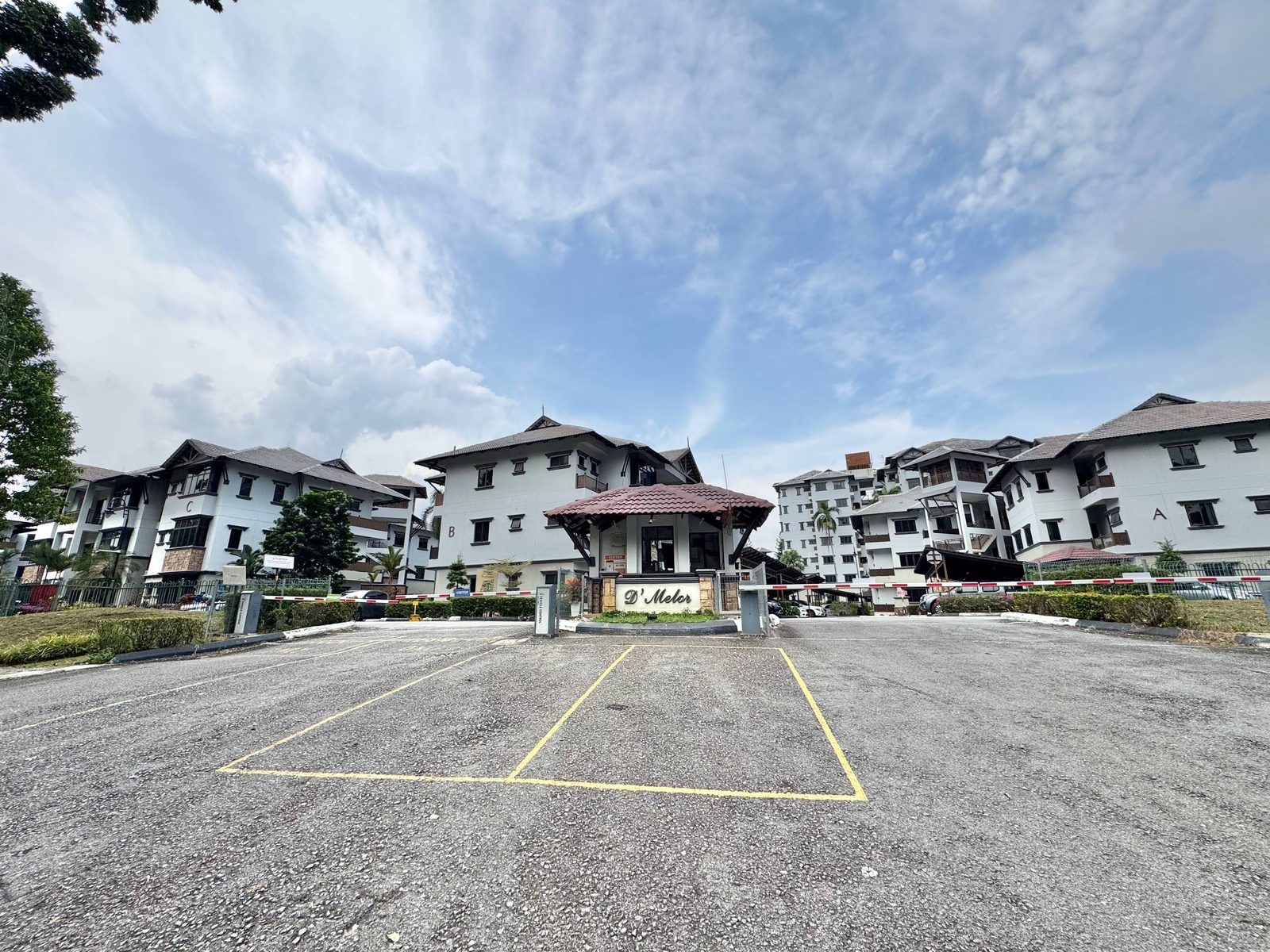 ✅ D’MELUR CONDOMINIUM @ CYBERJAYA FOR SALE !!!